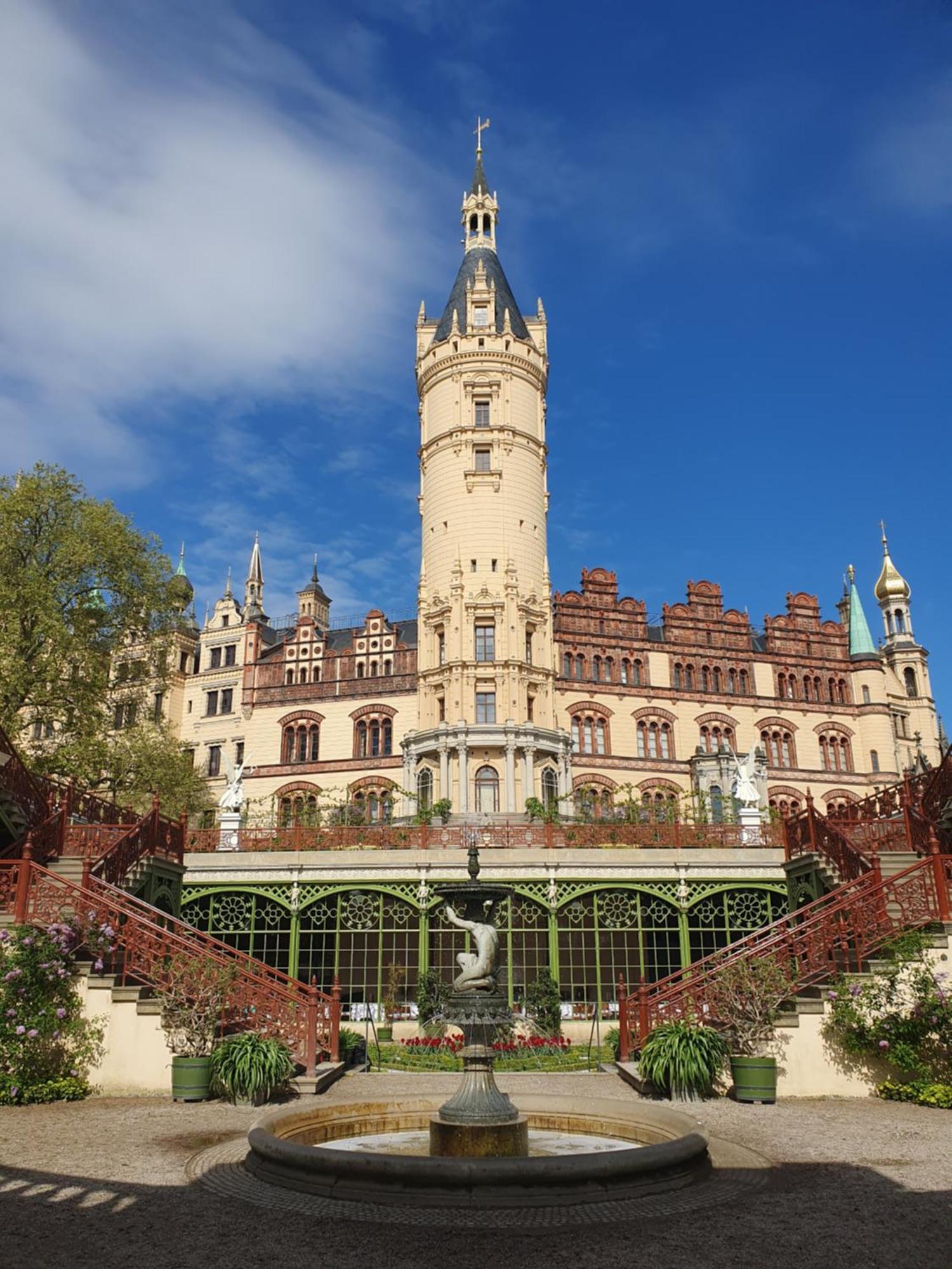 Neumuehler Hof- Ferienwohnung "Benjamin" Mit Grosser Privater Dachterasse Und Guter Anbindung In Die City Schwerin  Esterno foto
